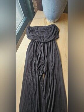 Go Couture Black Elastic-Waist Strapless Romper - Size L